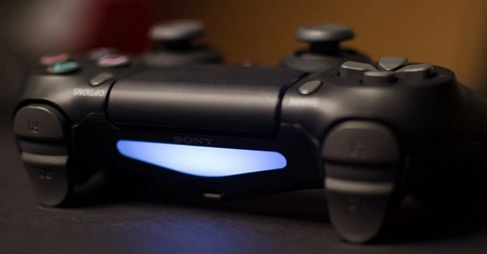 PS4-Steuerung blinkt weiß