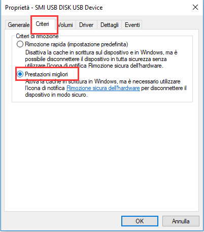 disabilitare il supporto USB legacy per risolvere il problema di casualmente scollegare e ricollegare